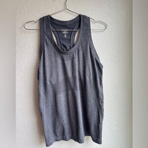 NWT grey Athleta momentum tank